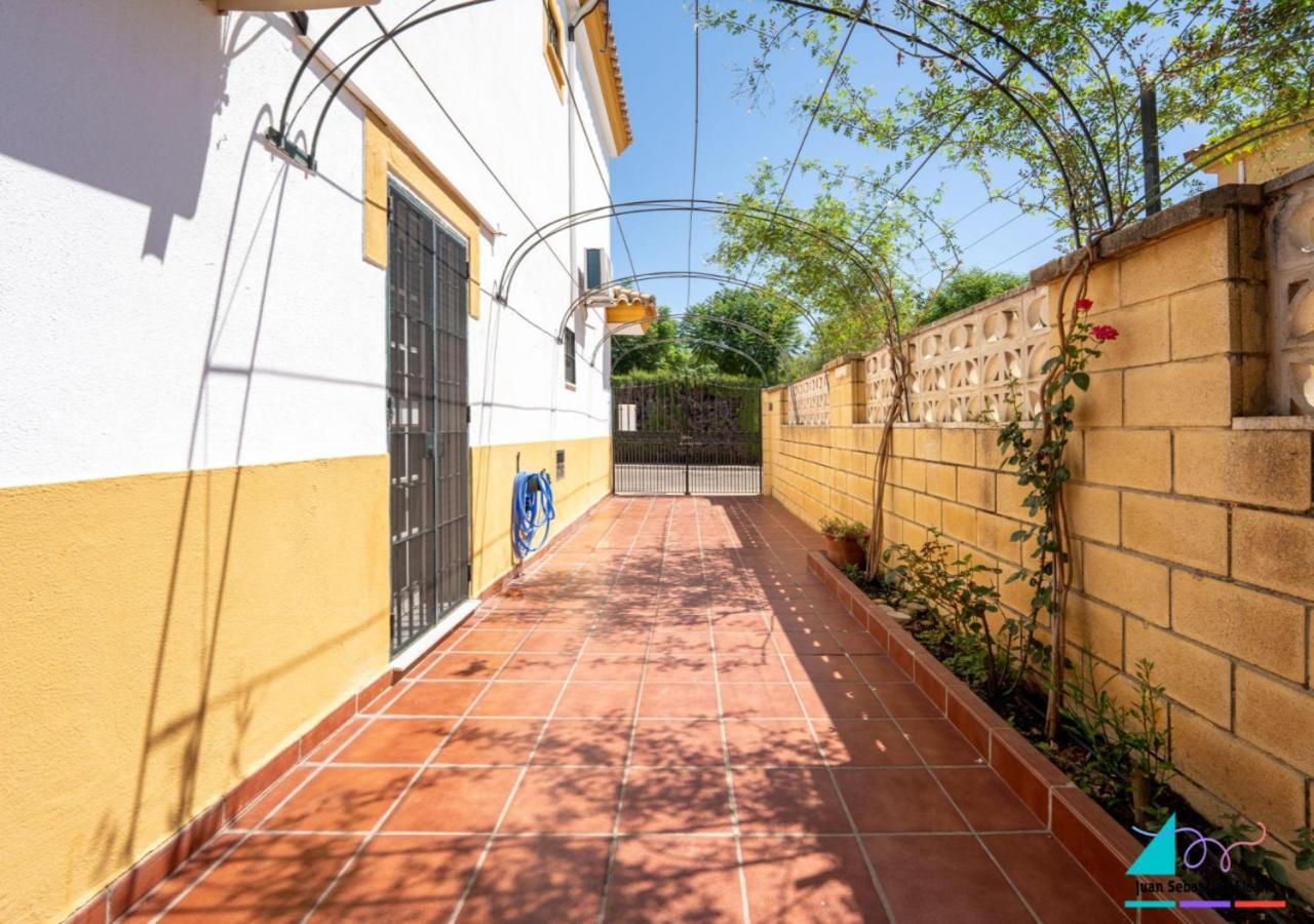 Casa Juan Sebastian Elcano Gelves 外观 照片